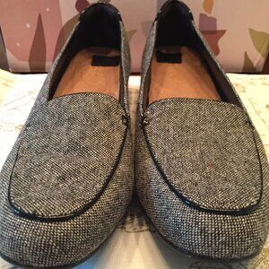 Clarks Artisan Gray Tweed Loafers Size 10M